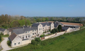 Гостиница Domaine Saint Michel & Spa  Сюрвиль